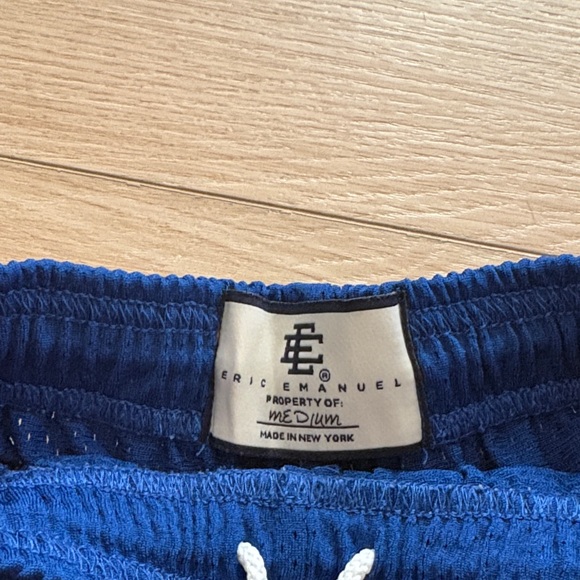 Boys Eric Emanuel Shorts - Size Medium - Picture 2 of 2